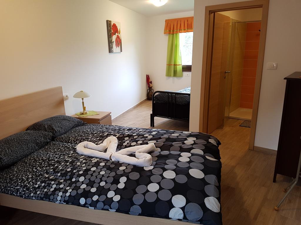 Rooms Tolminska Korita ภายนอก รูปภาพ